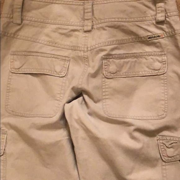 AMERICAN EAGLE OUTFITTERS - Khaki Pants - Size 6 - Picture 5 of 9